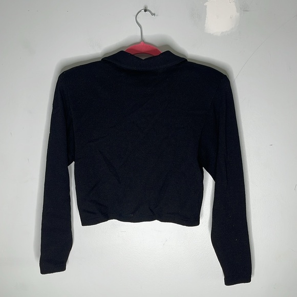 ST. JOHN by Marie Gray Black Embellished Clasp Cropped Length Cardigan Jacket - Picture 6 of 6